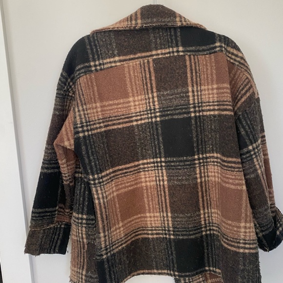 Plaid coat - Picture 6 of 7